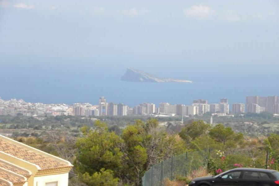 La Nucia,Alicante,España,4 Bedrooms Bedrooms,2 BathroomsBathrooms,Bungalow,25694