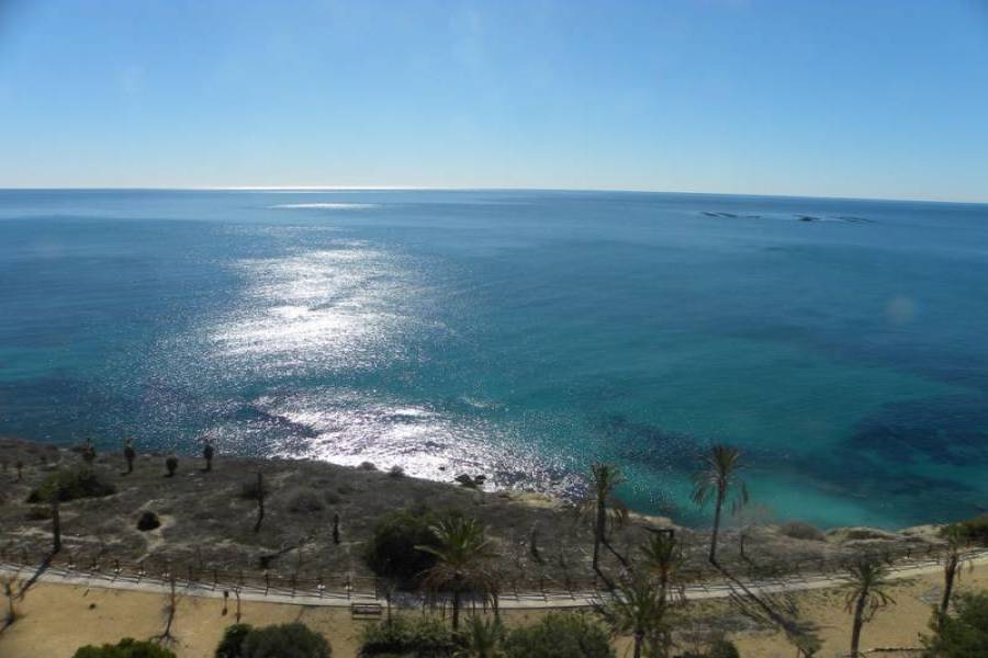 Villajoyosa,Alicante,España,3 Bedrooms Bedrooms,2 BathroomsBathrooms,Atico,25737