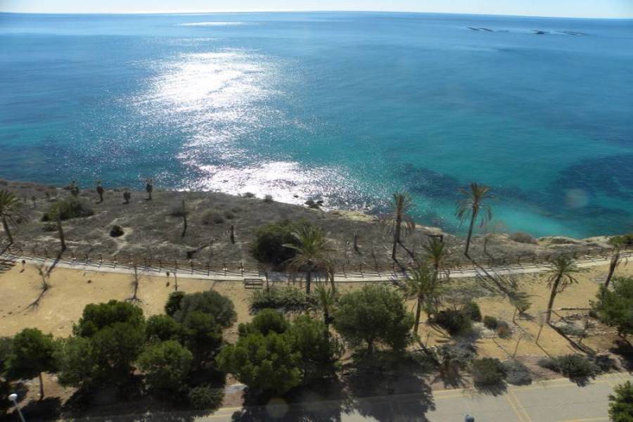 Villajoyosa,Alicante,España,3 Bedrooms Bedrooms,2 BathroomsBathrooms,Atico,25737