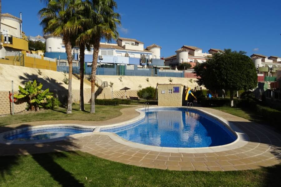 Finestrat,Alicante,España,2 Bedrooms Bedrooms,1 BañoBathrooms,Bungalow,25770