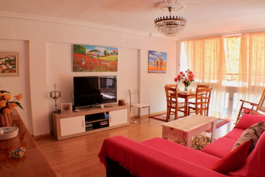Benidorm,Alicante,España,3 Bedrooms Bedrooms,2 BathroomsBathrooms,Apartamentos,25795