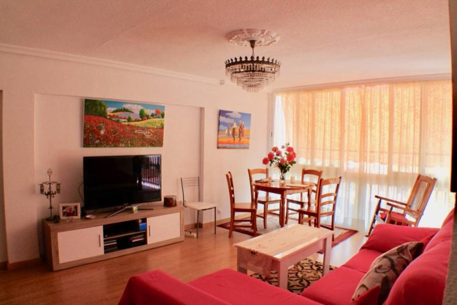 Benidorm,Alicante,España,3 Bedrooms Bedrooms,2 BathroomsBathrooms,Apartamentos,25795
