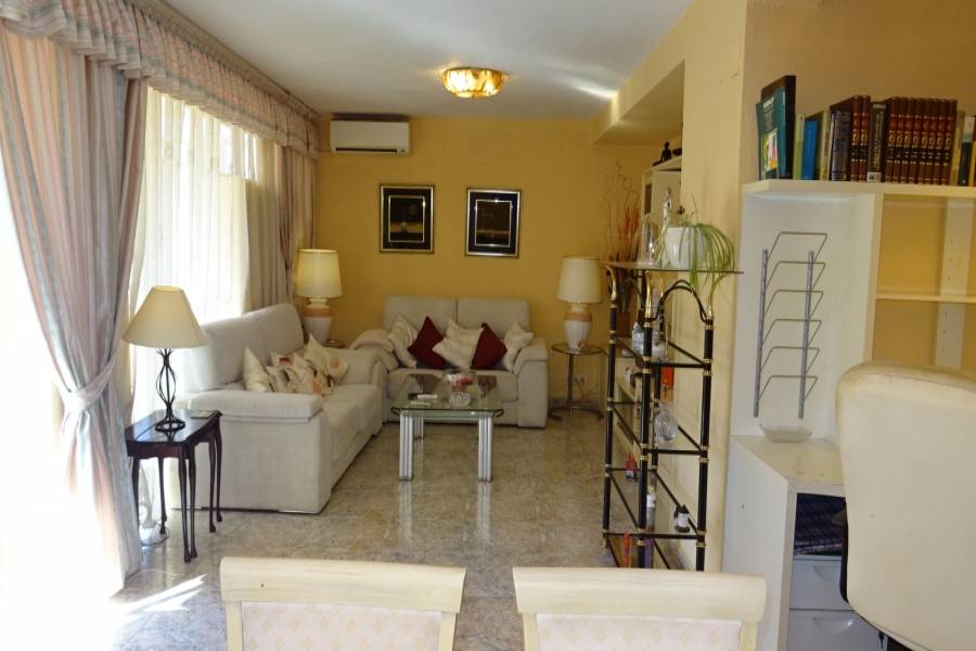 Benidorm,Alicante,España,2 Bedrooms Bedrooms,1 BañoBathrooms,Dúplex,25803