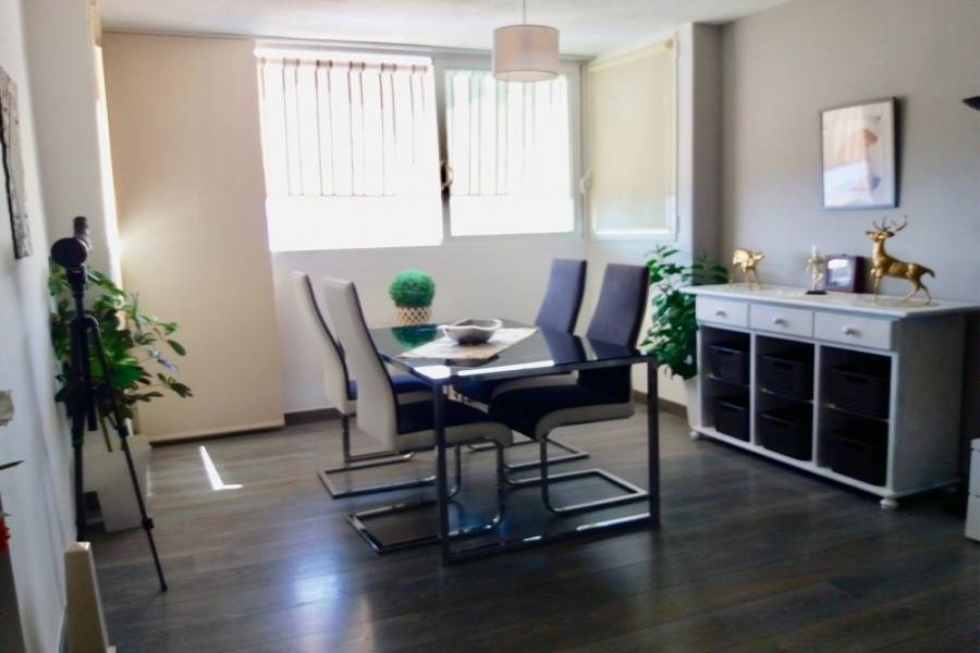 Benidorm,Alicante,España,2 Bedrooms Bedrooms,2 BathroomsBathrooms,Apartamentos,25805