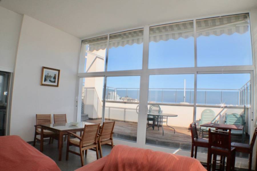 Villajoyosa,Alicante,España,3 Bedrooms Bedrooms,2 BathroomsBathrooms,Apartamentos,25870