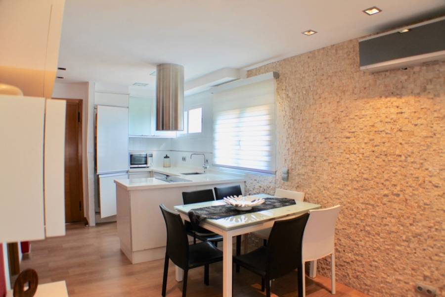 Benidorm,Alicante,España,2 Bedrooms Bedrooms,1 BañoBathrooms,Apartamentos,25880