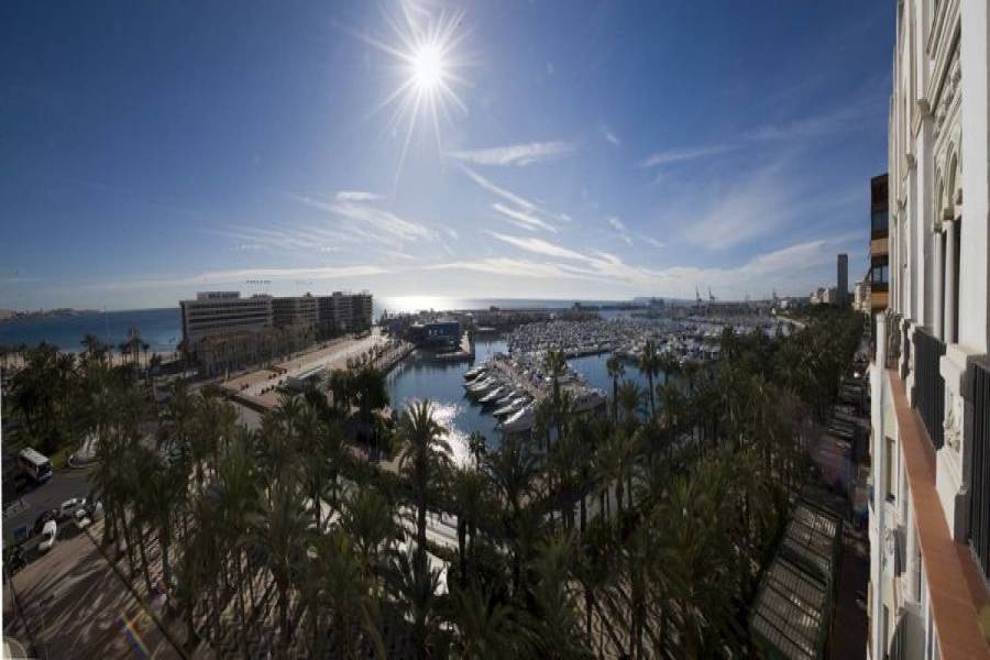 Alicante,Alicante,España,3 Bedrooms Bedrooms,2 BathroomsBathrooms,Apartamentos,25900