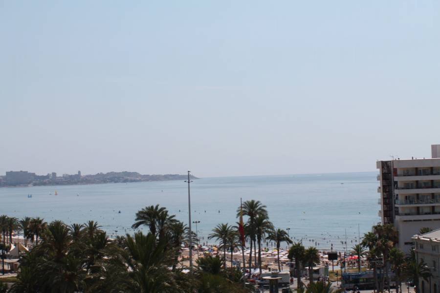 Alicante,Alicante,España,3 Bedrooms Bedrooms,2 BathroomsBathrooms,Apartamentos,25900