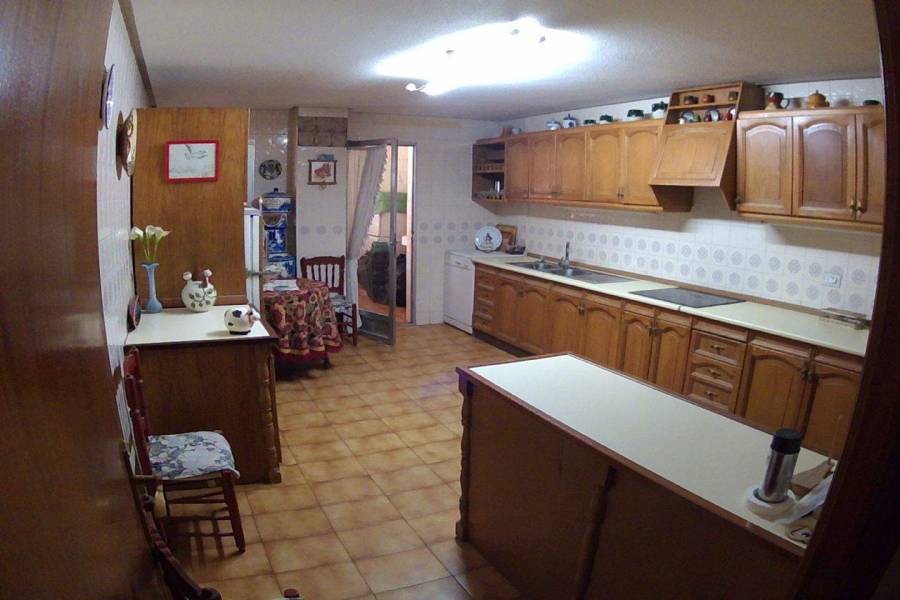 Elche,Alicante,España,4 Bedrooms Bedrooms,2 BathroomsBathrooms,Apartamentos,26575