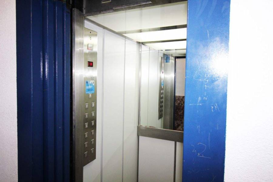 Santa Pola,Alicante,España,4 Bedrooms Bedrooms,2 BathroomsBathrooms,Apartamentos,26577