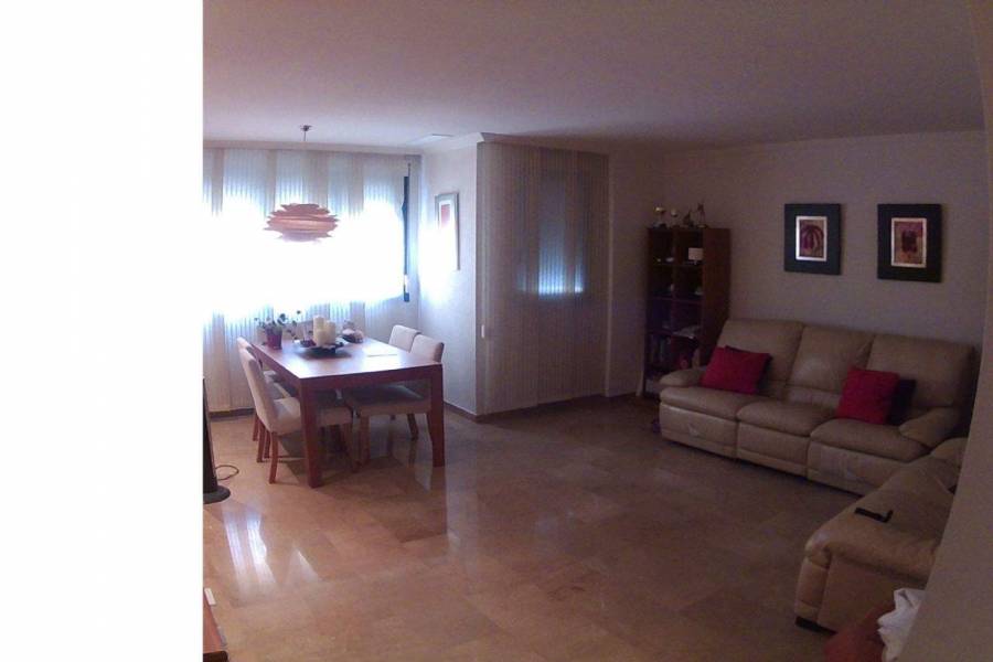 Elche,Alicante,España,4 Bedrooms Bedrooms,2 BathroomsBathrooms,Apartamentos,26600