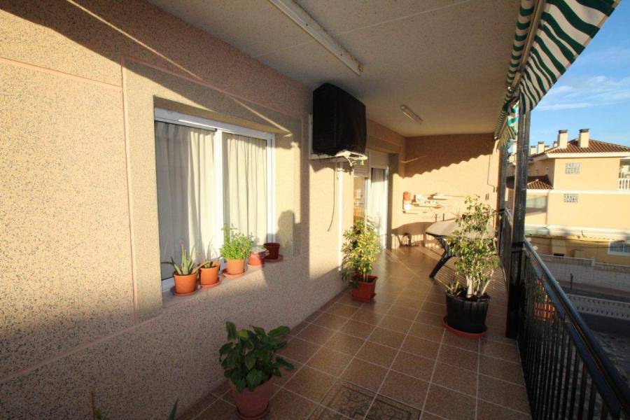 Santa Pola,Alicante,España,3 Bedrooms Bedrooms,1 BañoBathrooms,Apartamentos,26634
