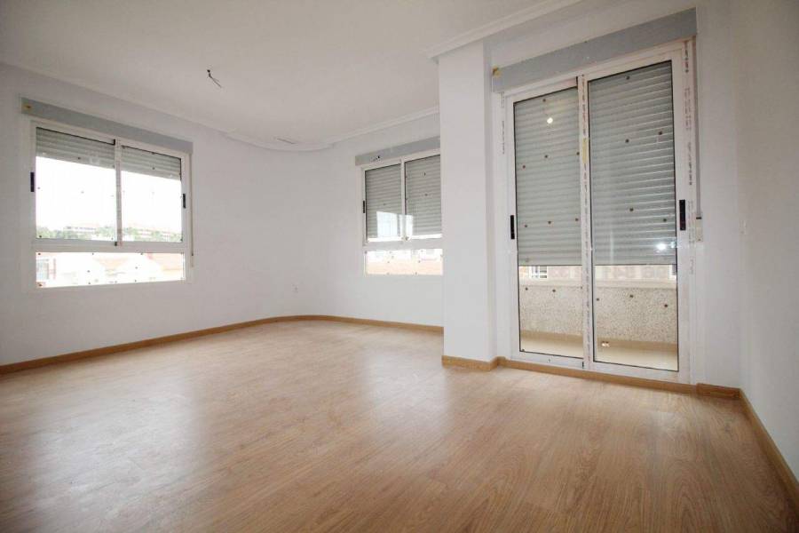 Santa Pola,Alicante,España,3 Bedrooms Bedrooms,1 BañoBathrooms,Apartamentos,26639