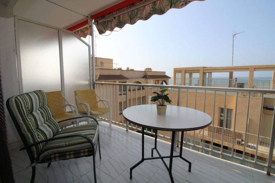Santa Pola,Alicante,España,2 Bedrooms Bedrooms,1 BañoBathrooms,Apartamentos,26647