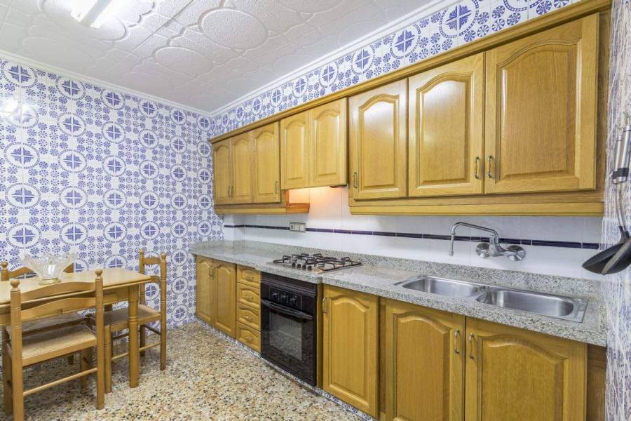 Elche,Alicante,España,3 Bedrooms Bedrooms,1 BañoBathrooms,Apartamentos,26654