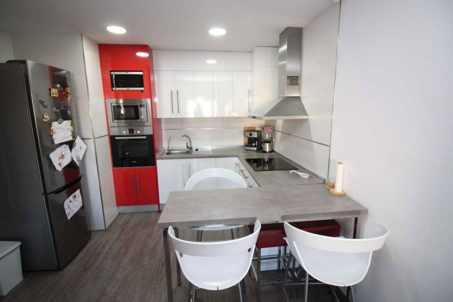 Santa Pola,Alicante,España,2 Bedrooms Bedrooms,1 BañoBathrooms,Apartamentos,26659