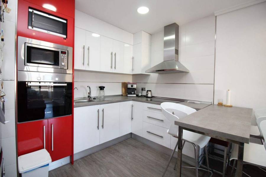 Santa Pola,Alicante,España,2 Bedrooms Bedrooms,1 BañoBathrooms,Apartamentos,26659