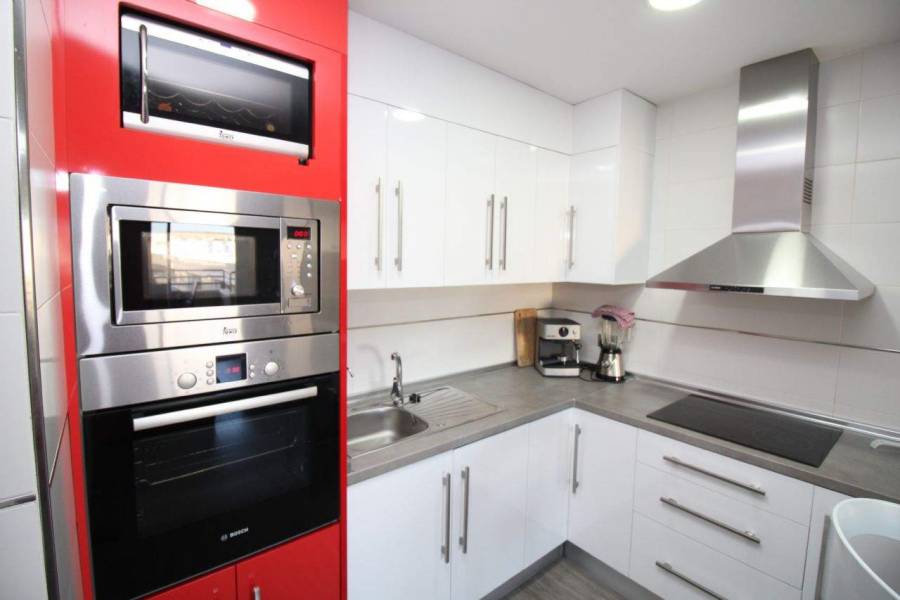 Santa Pola,Alicante,España,2 Bedrooms Bedrooms,1 BañoBathrooms,Apartamentos,26659