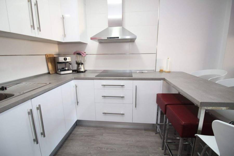 Santa Pola,Alicante,España,2 Bedrooms Bedrooms,1 BañoBathrooms,Apartamentos,26659
