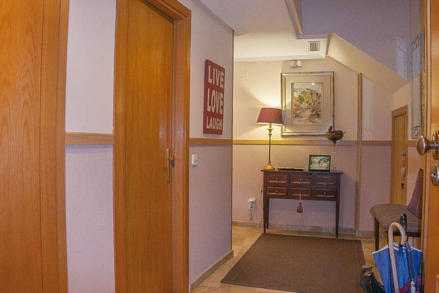 Alicante,Alicante,España,3 Bedrooms Bedrooms,3 BathroomsBathrooms,Dúplex,26688