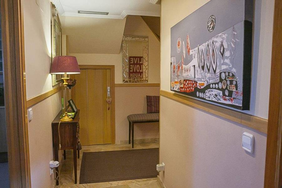 Alicante,Alicante,España,3 Bedrooms Bedrooms,3 BathroomsBathrooms,Dúplex,26688