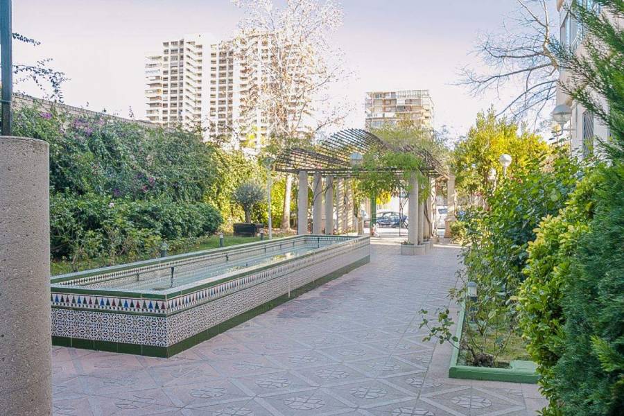 Alicante,Alicante,España,4 Bedrooms Bedrooms,2 BathroomsBathrooms,Apartamentos,26696