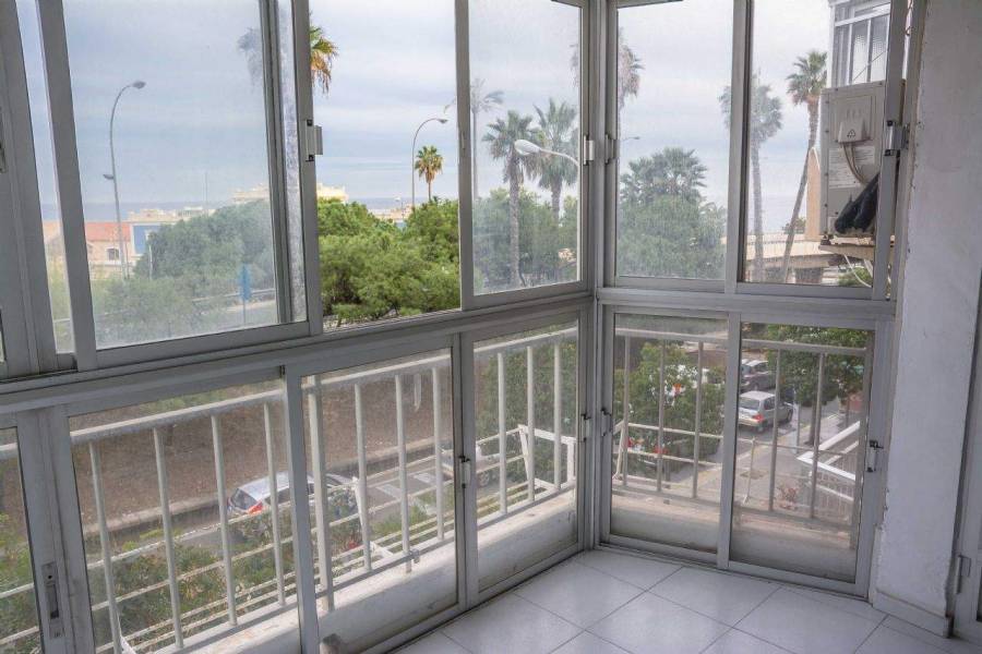 Alicante,Alicante,España,1 Dormitorio Bedrooms,1 BañoBathrooms,Apartamentos,26707