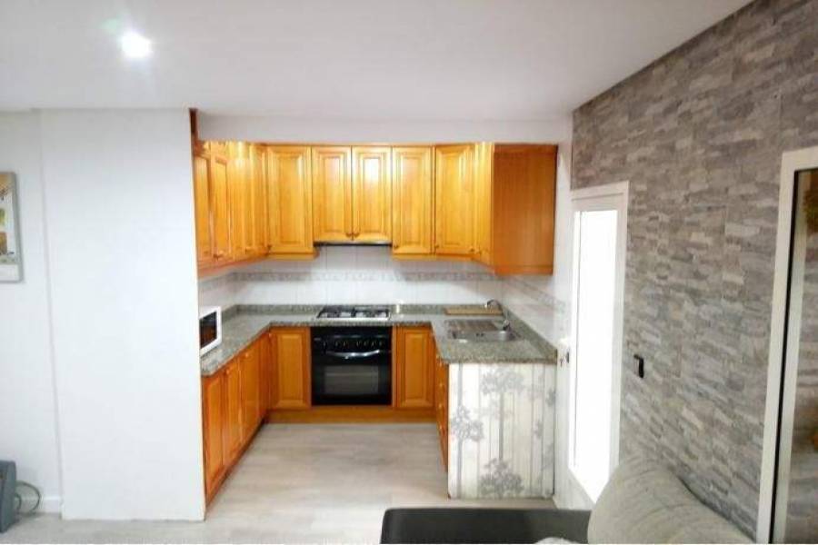 Alicante,Alicante,España,2 Bedrooms Bedrooms,1 BañoBathrooms,Apartamentos,26718