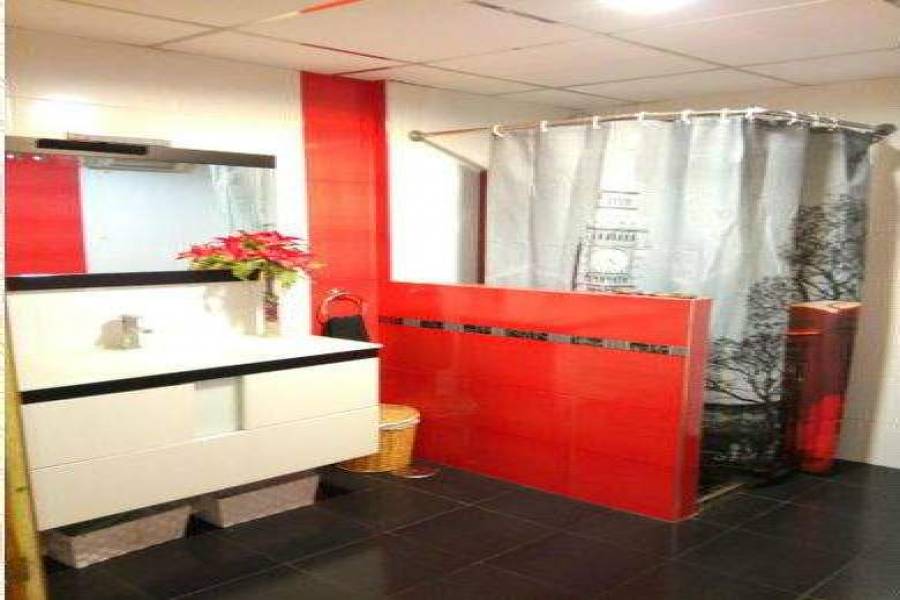 Alicante,Alicante,España,2 Bedrooms Bedrooms,1 BañoBathrooms,Apartamentos,26718