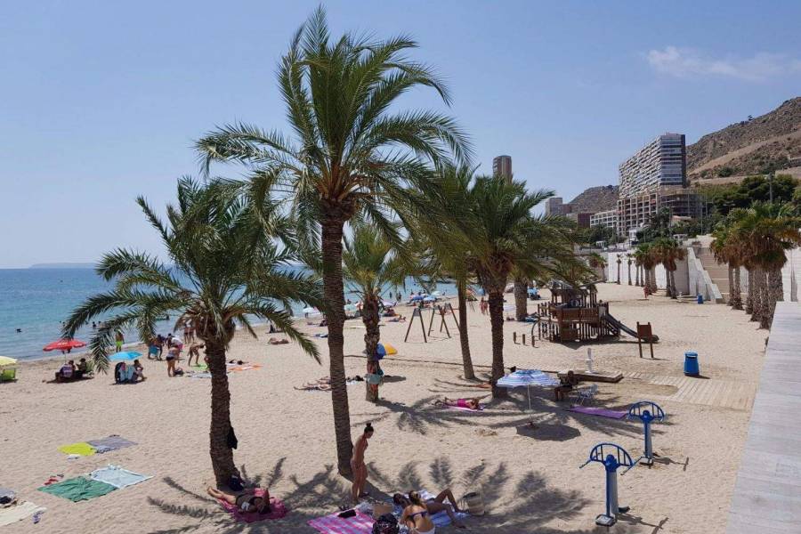 Alicante,Alicante,España,2 Bedrooms Bedrooms,1 BañoBathrooms,Apartamentos,26725