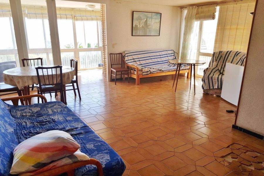 Alicante,Alicante,España,2 Bedrooms Bedrooms,1 BañoBathrooms,Apartamentos,26725