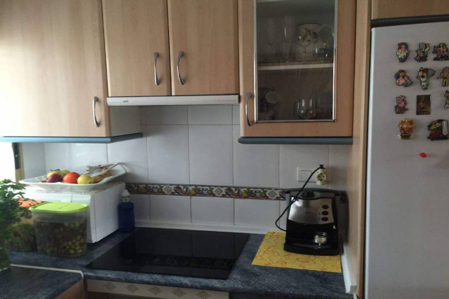 La Nucia,Alicante,España,4 Bedrooms Bedrooms,1 BañoBathrooms,Bungalow,26796