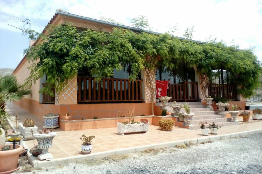 Agost,Alicante,España,3 Bedrooms Bedrooms,2 BathroomsBathrooms,Casas,26881