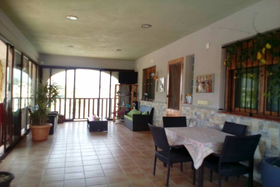 Agost,Alicante,España,3 Bedrooms Bedrooms,2 BathroomsBathrooms,Casas,26881