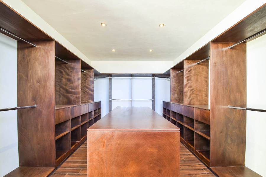 Metepec,Estado de Mexico,Mexico,4 Bedrooms Bedrooms,4 BathroomsBathrooms,Casas,Fraccionamiento Ex-Hacienda ,Ave. Estado de México,3,3474