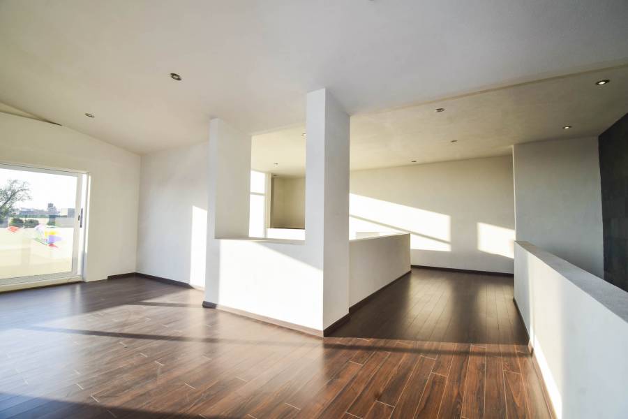 Metepec,Estado de Mexico,Mexico,4 Bedrooms Bedrooms,4 BathroomsBathrooms,Casas,Fraccionamiento Ex-Hacienda ,Ave. Estado de México,3,3474