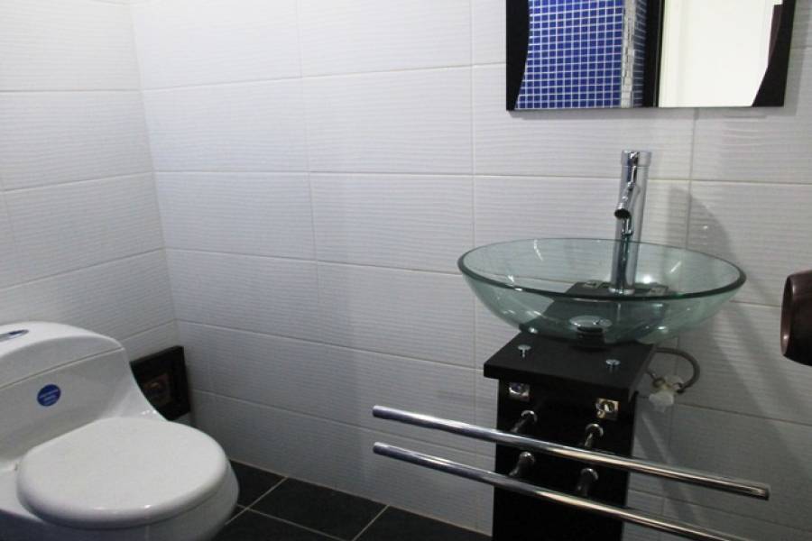 IMPERDIBLE! VER INFO...,1 Habitación Habitaciones,Oficinas,N/A,15SUR ,3,3539