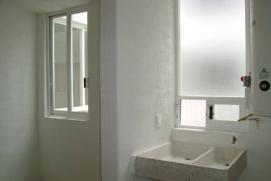 IMPERDIBLE! VER INFO...,3 Bedrooms Bedrooms,1 BañoBathrooms,Apartamentos,Castilla,3555