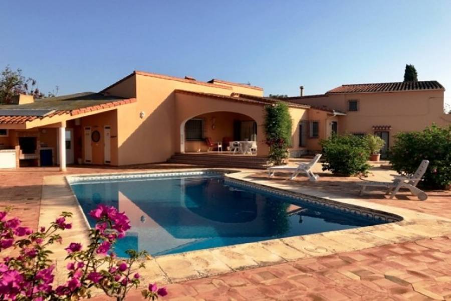 La Xara,Alicante,España,4 Bedrooms Bedrooms,4 BathroomsBathrooms,Casas,28835