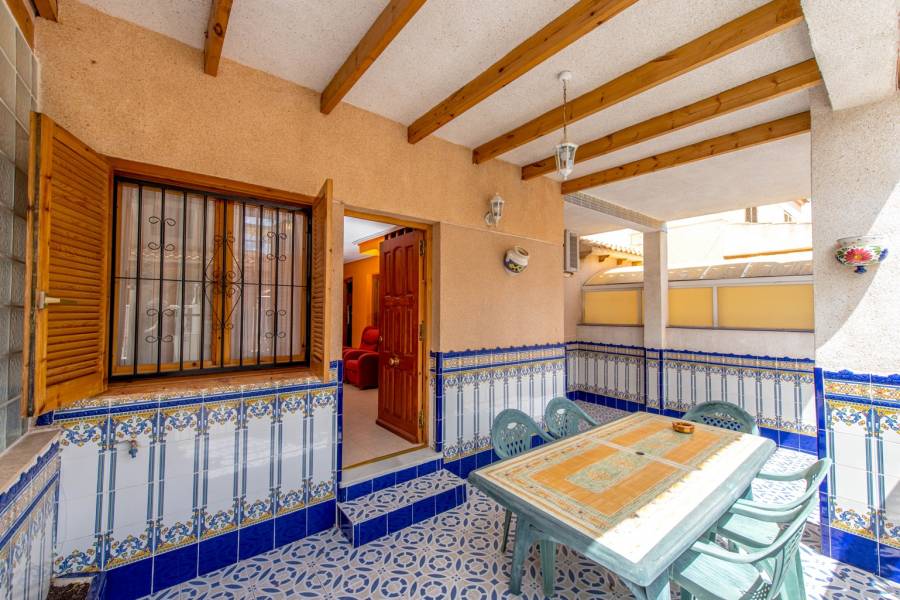 Torrevieja,Alicante,España,4 Bedrooms Bedrooms,1 BañoBathrooms,Bungalow,28920