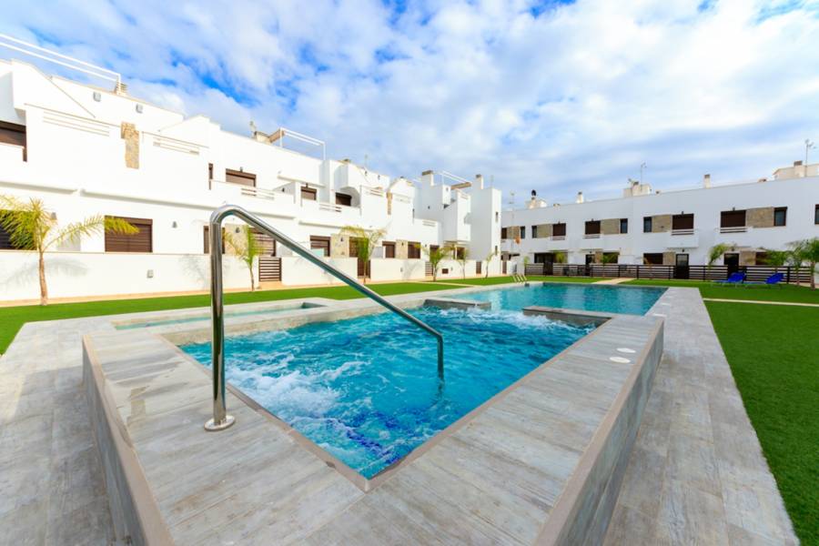 Pilar de la Horadada,Alicante,España,3 Bedrooms Bedrooms,2 BathroomsBathrooms,Apartamentos,28968