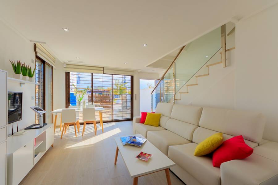 Pilar de la Horadada,Alicante,España,3 Bedrooms Bedrooms,2 BathroomsBathrooms,Apartamentos,28968
