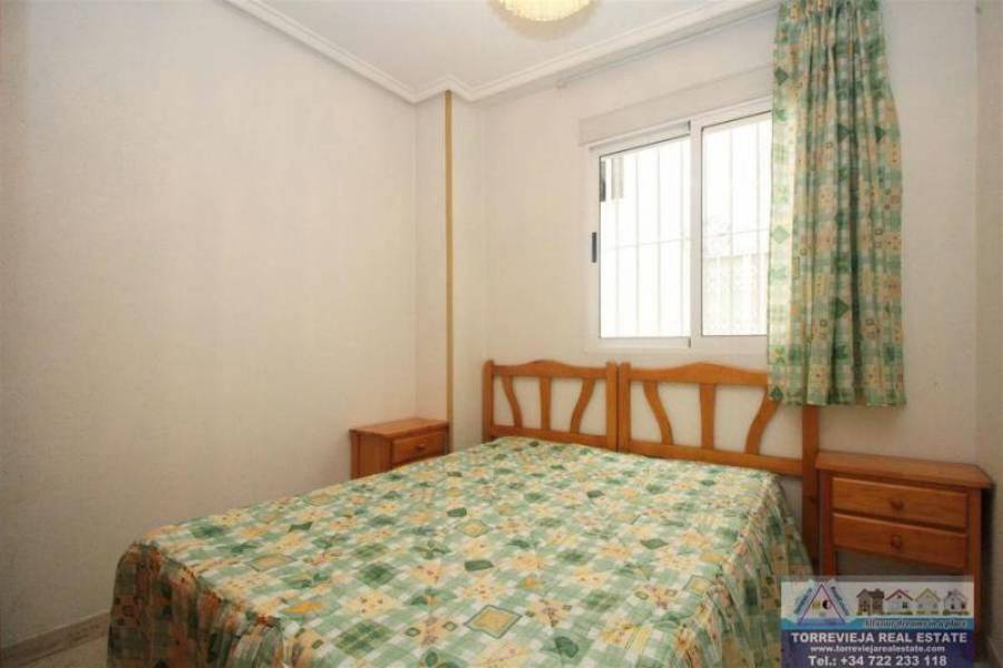 Torrevieja,Alicante,España,3 Bedrooms Bedrooms,1 BañoBathrooms,Apartamentos,29044