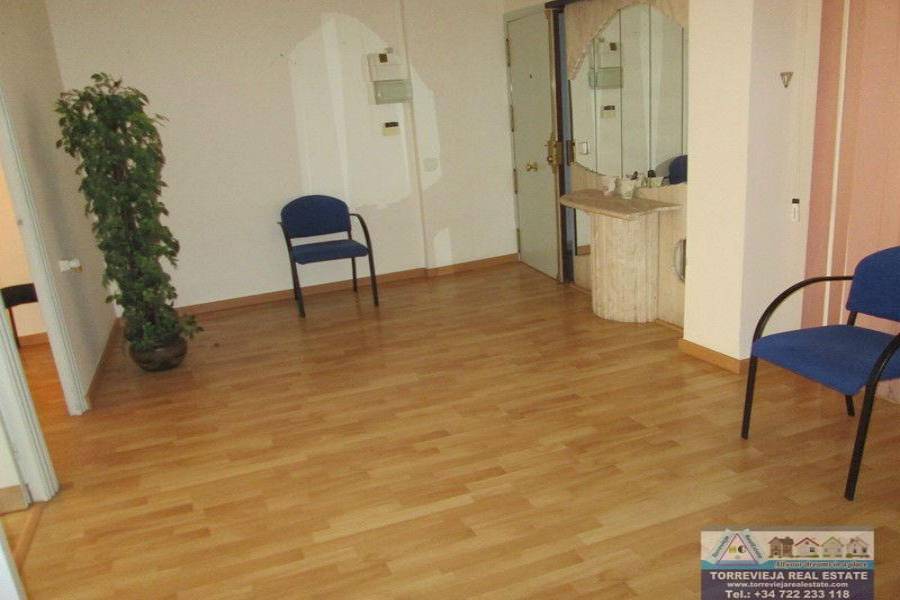 Torrevieja,Alicante,España,4 Bedrooms Bedrooms,2 BathroomsBathrooms,Apartamentos,29050