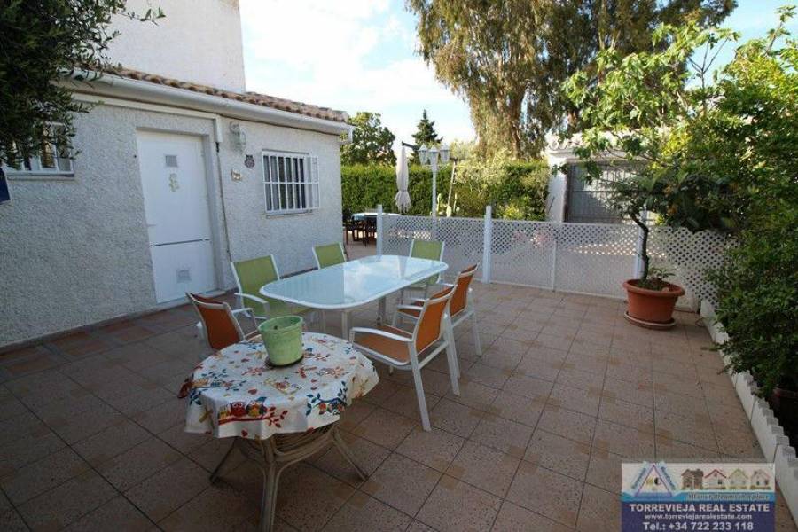 Orihuela Costa,Alicante,España,3 Bedrooms Bedrooms,2 BathroomsBathrooms,Bungalow,29052