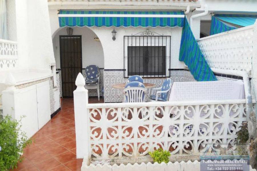 Torrevieja,Alicante,España,2 Bedrooms Bedrooms,1 BañoBathrooms,Bungalow,29079