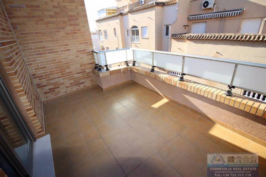 Torrevieja,Alicante,España,3 Bedrooms Bedrooms,2 BathroomsBathrooms,Atico,29106
