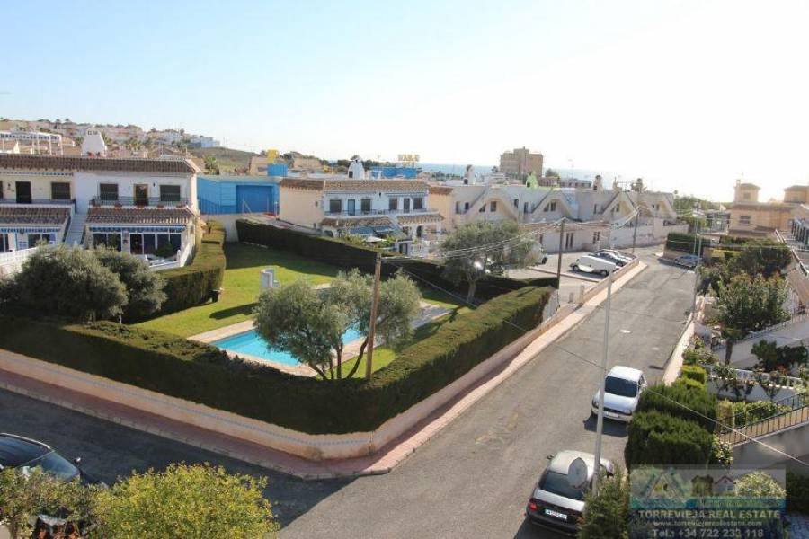 Torrevieja,Alicante,España,3 Bedrooms Bedrooms,2 BathroomsBathrooms,Bungalow,29135