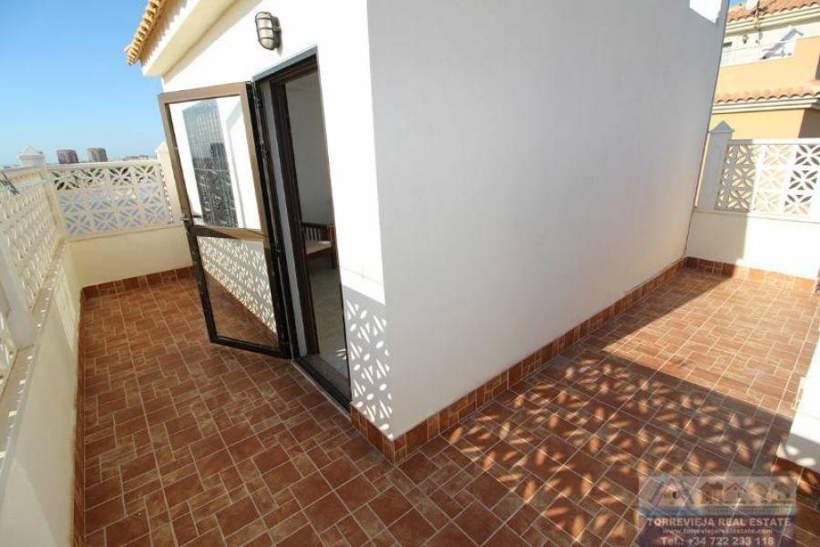Torrevieja,Alicante,España,3 Bedrooms Bedrooms,2 BathroomsBathrooms,Bungalow,29135