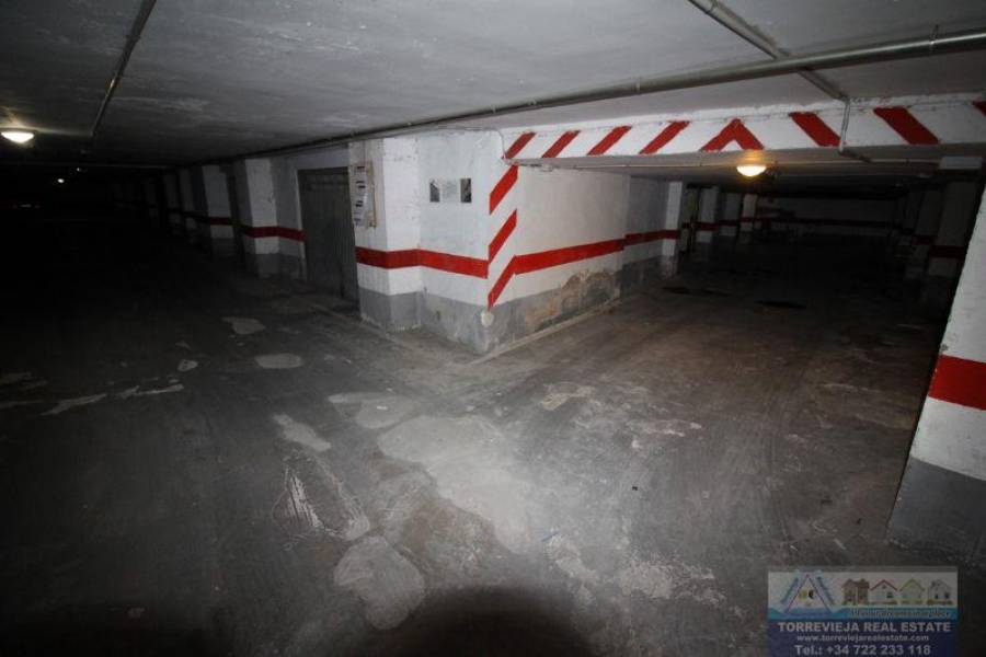 Torrevieja,Alicante,España,Cocheras,29154